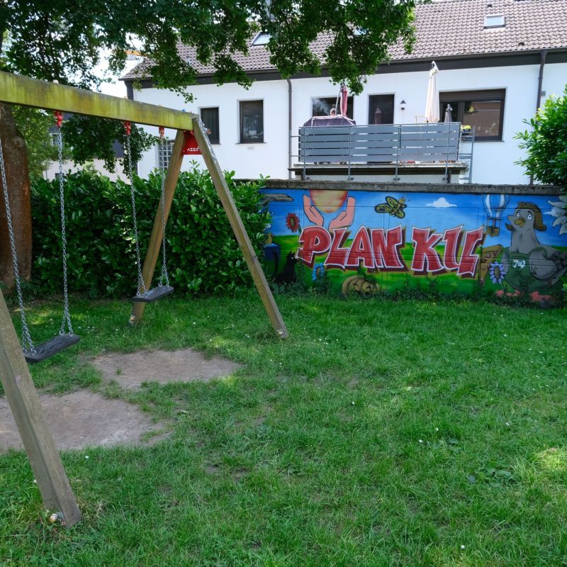 Schaukelgerüst im Garten